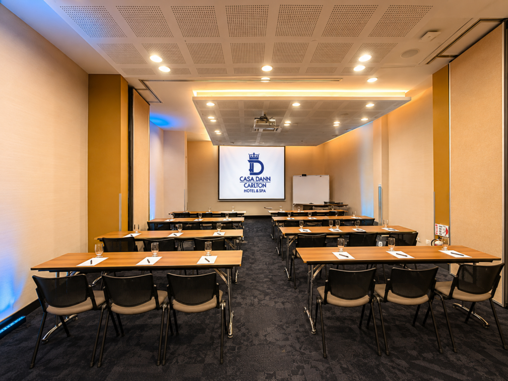 Salones para eventos en Bogotá cerca del World Trade Center, el Parque de la 93 y centros comerciales, financieros y de negocios.