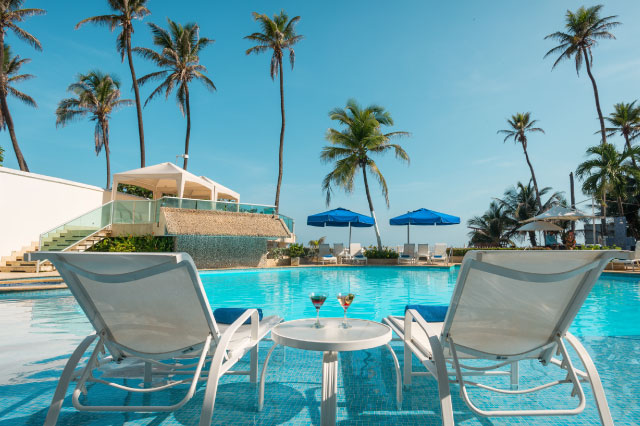 Rumba, turismo y romance se unen en Cartagena, y Hoteles Dann es el lugar ideal para vivirlo todo. ¡Reserva ya una experiencia inolvidable!
